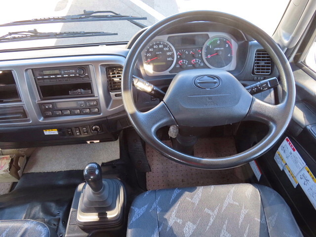 日野レンジャーコンテナ専用車中型（4t）[写真22]