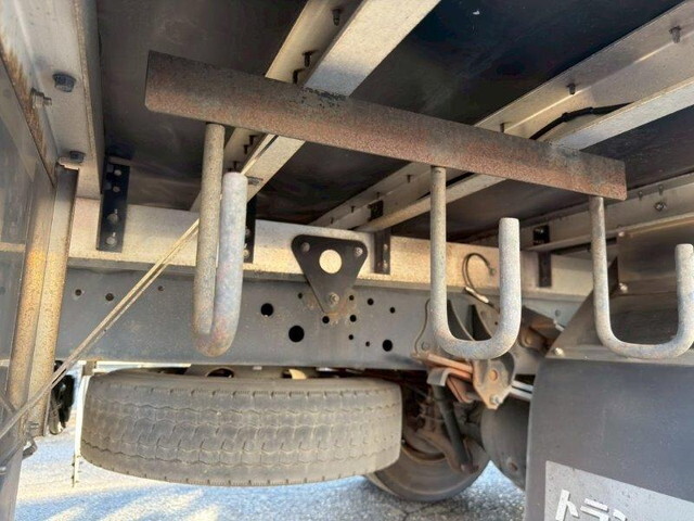 日野レンジャーアルミバン中型（4t）[写真13]