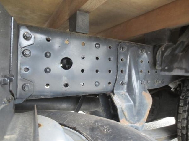 三菱ふそうキャンターアルミブロック小型（2t・3t）[写真10]