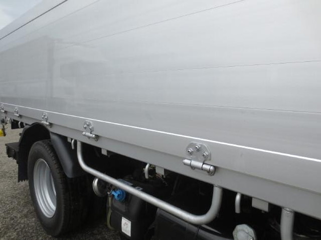 三菱ふそうキャンターアルミブロック小型（2t・3t）[写真17]