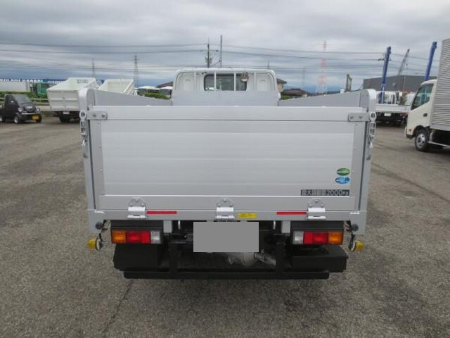 三菱ふそうキャンターアルミブロック小型（2t・3t）[写真06]