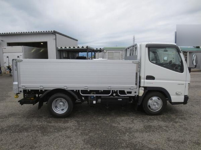 三菱ふそうキャンターアルミブロック小型（2t・3t）[写真07]