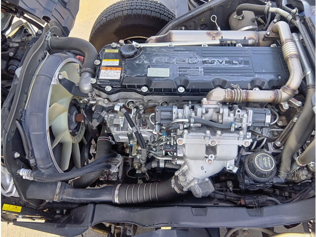 三菱ふそうファイタークレーン4段中型（4t）[写真13]