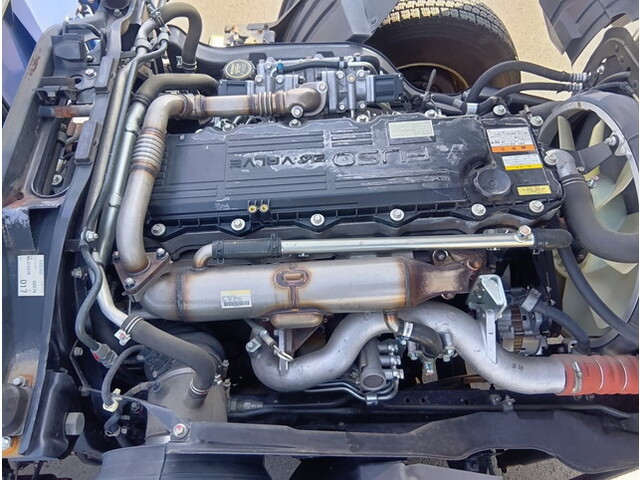 三菱ふそうファイタークレーン4段中型（4t）[写真14]