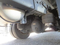 いすゞフォワードアルミバン中型（4t）[写真13]