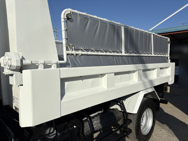 いすゞフォワードダンプ中型（4t）[写真09]