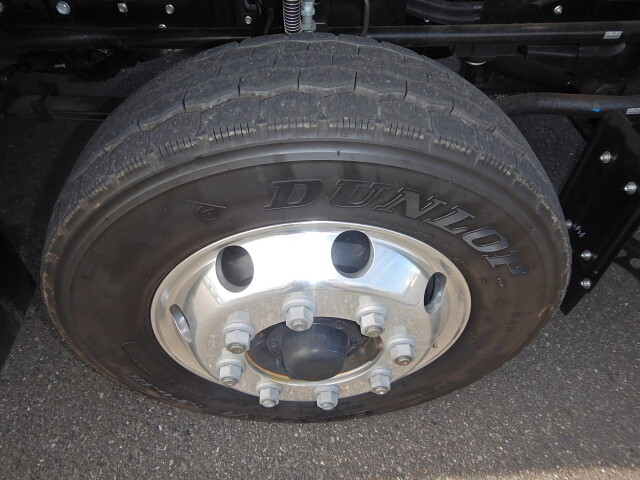 いすゞギガセルフローダー大型（10t）[写真15]