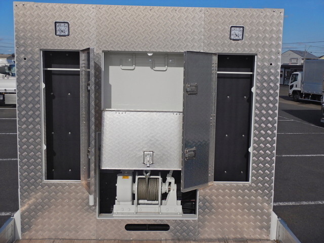 いすゞギガセルフローダー大型（10t）[写真38]