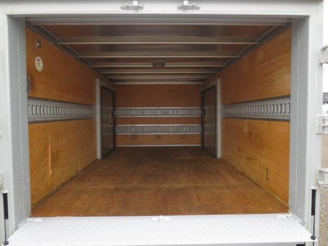 日野デュトロアルミバン小型（2t・3t）[写真10]