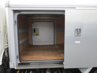 日野デュトロアルミバン小型（2t・3t）[写真12]