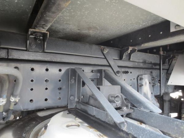 日野デュトロアルミバン小型（2t・3t）[写真14]