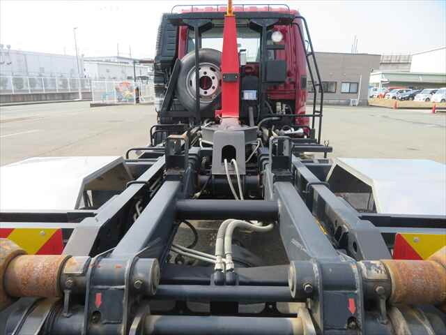 三菱ふそうファイターコンテナ専用車中型（4t）[写真21]