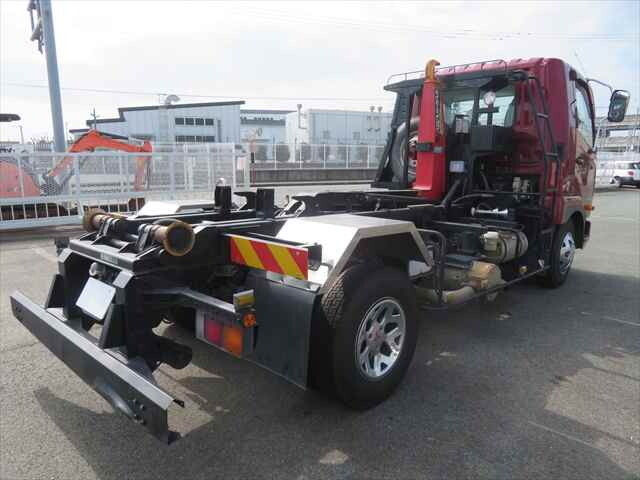 三菱ふそうファイターコンテナ専用車中型（4t）[写真03]