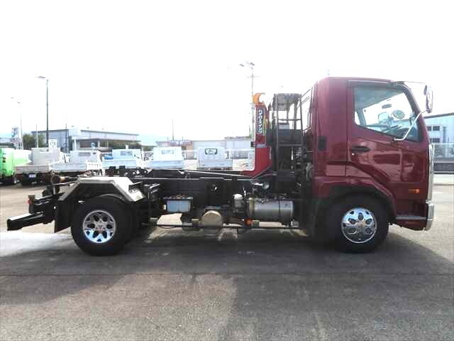 三菱ふそうファイターコンテナ専用車中型（4t）[写真06]