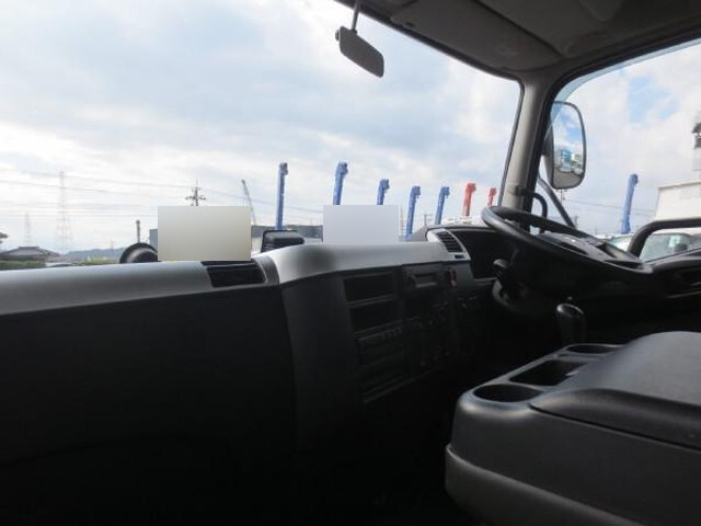 三菱ふそうファイターダンプ中型（4t）[写真14]