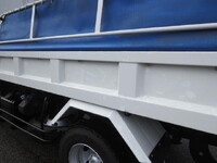 三菱ふそうファイターダンプ中型（4t）[写真24]