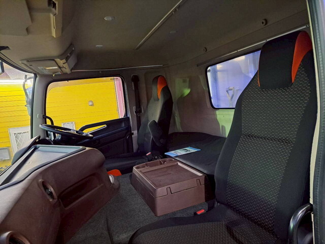 日野プロフィアダンプ大型（10t）[写真34]