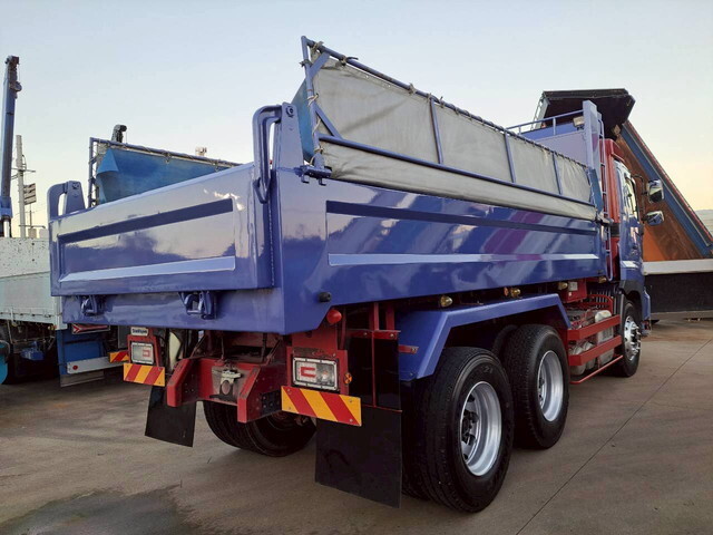 日野プロフィアダンプ大型（10t）[写真04]