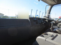 いすゞフォワードアルミウイング中型（4t）[写真14]