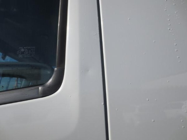 いすゞフォワードアルミウイング中型（4t）[写真16]