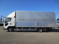 いすゞフォワードアルミウイング中型（4t）[写真09]