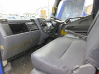 三菱ふそうキャンターダンプ小型（2t・3t）[写真18]