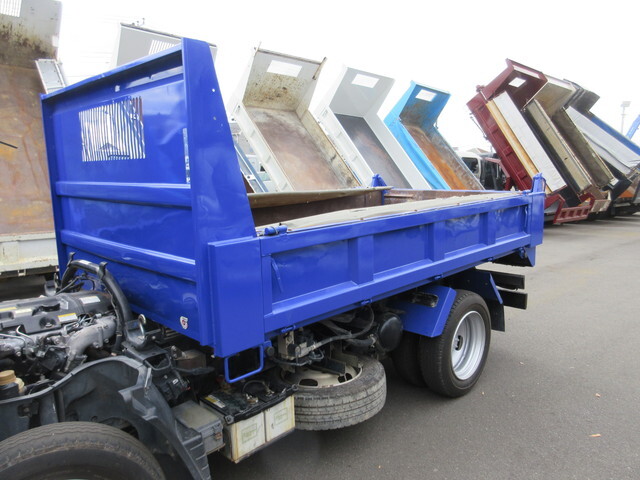 三菱ふそうキャンターダンプ小型（2t・3t）[写真21]