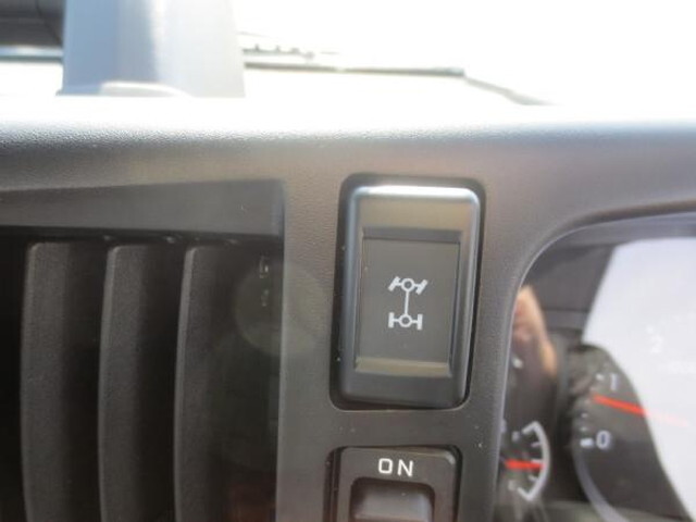 いすゞエルフアルミブロック小型（2t・3t）[写真11]