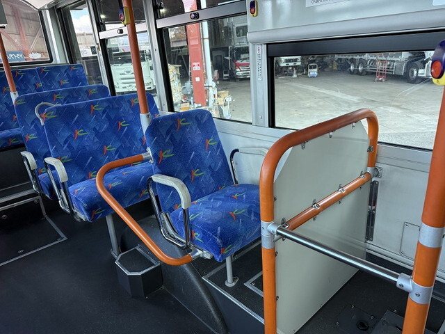 三菱ふそうエアロスターバス[写真25]