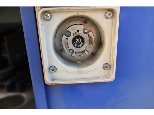 三菱ふそうキャンター冷凍車（冷蔵車）小型（2t・3t）[写真13]