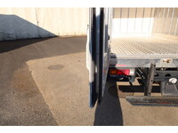 三菱ふそうキャンター冷凍車（冷蔵車）小型（2t・3t）[写真25]