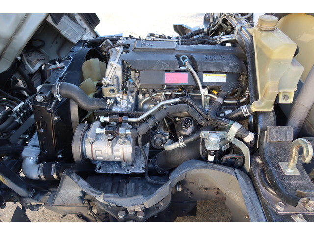 三菱ふそうキャンター冷凍車（冷蔵車）小型（2t・3t）[写真26]