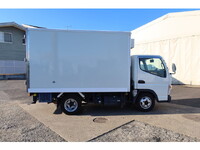 三菱ふそうキャンター冷凍車（冷蔵車）小型（2t・3t）[写真06]