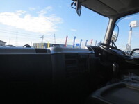 三菱ふそうファイター平ボディ中型（4t）[写真13]