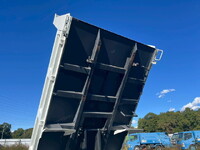 いすゞエルフダンプ小型（2t・3t）[写真12]