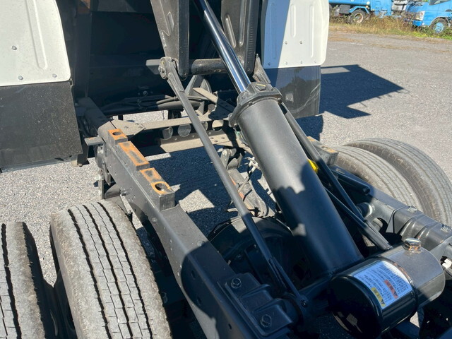 いすゞエルフダンプ小型（2t・3t）[写真13]