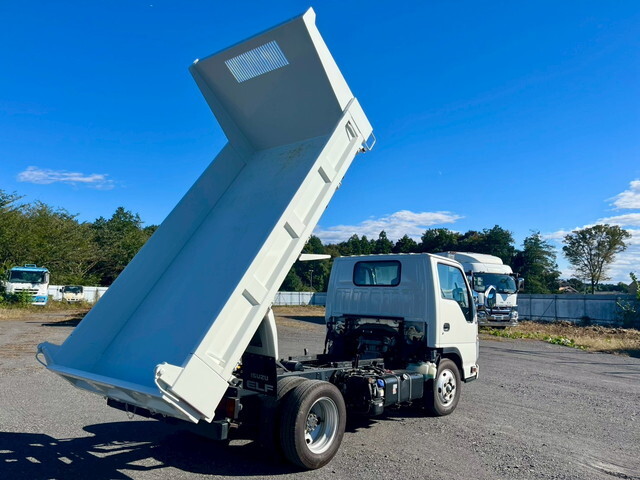 いすゞエルフダンプ小型（2t・3t）[写真02]