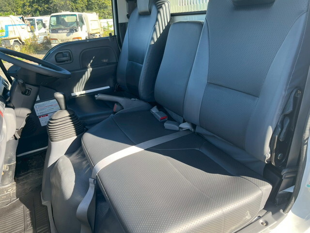 いすゞエルフダンプ小型（2t・3t）[写真30]