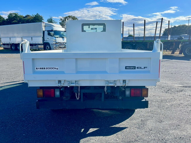いすゞエルフダンプ小型（2t・3t）[写真08]