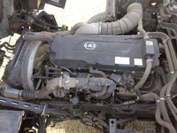 UDトラックスクオントレーラーヘッド（トラクターヘッド）大型（10t）[写真13]