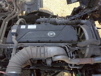 UDトラックスクオントレーラーヘッド（トラクターヘッド）大型（10t）[写真15]