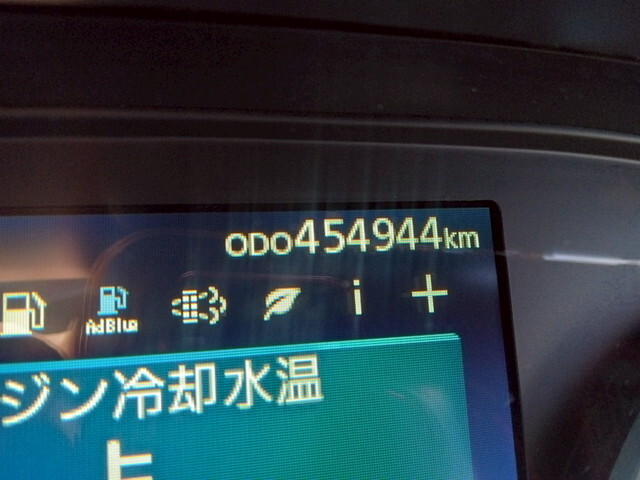 UDトラックスクオントレーラーヘッド（トラクターヘッド）大型（10t）[写真32]