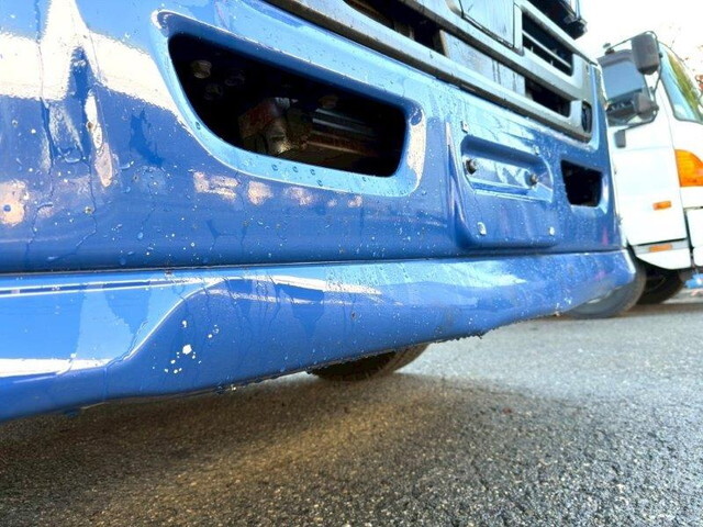 いすゞギガトレーラーヘッド（トラクターヘッド）大型（10t）[写真15]