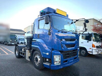 いすゞギガトレーラーヘッド（トラクターヘッド）大型（10t）[写真01]