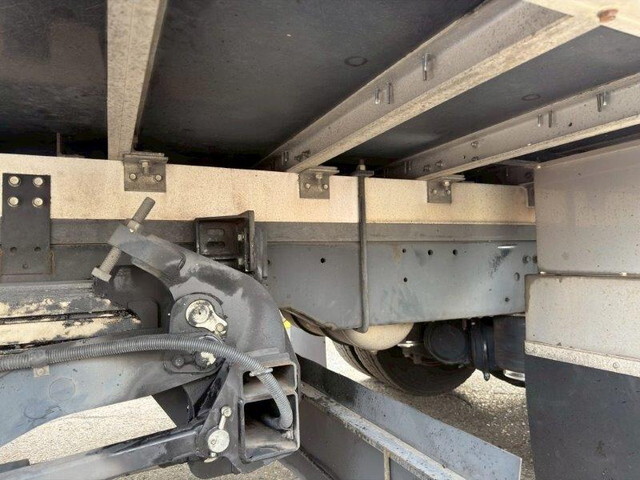 日野レンジャー冷凍車（冷蔵車）増トン（6t・8t）[写真15]