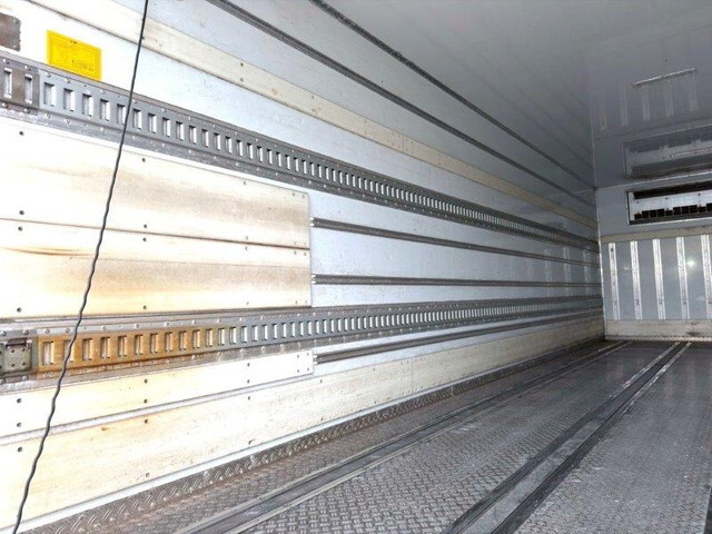 日野レンジャー冷凍車（冷蔵車）増トン（6t・8t）[写真09]