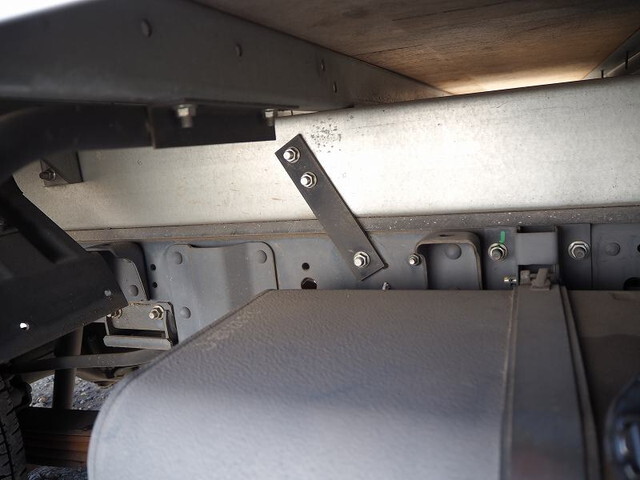 日産アトラスパネルバン小型（2t・3t）[写真12]