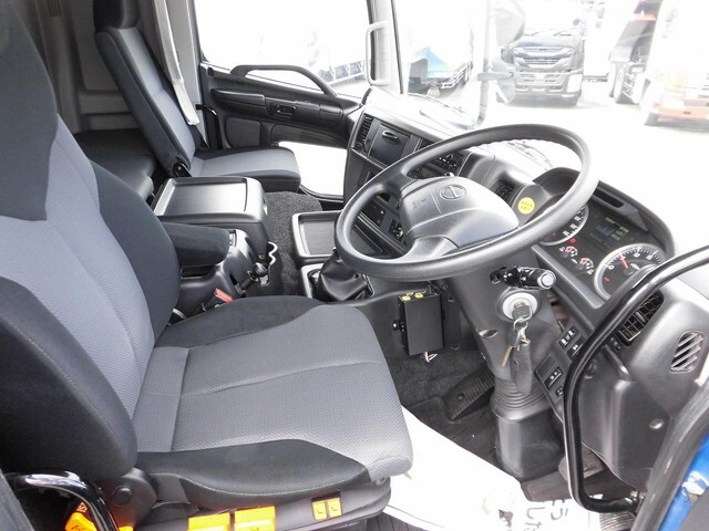 日野プロフィアダンプ大型（10t）[写真22]