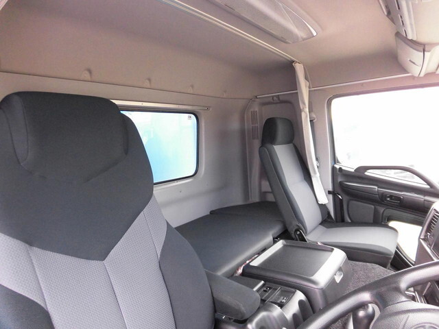 日野プロフィアダンプ大型（10t）[写真23]