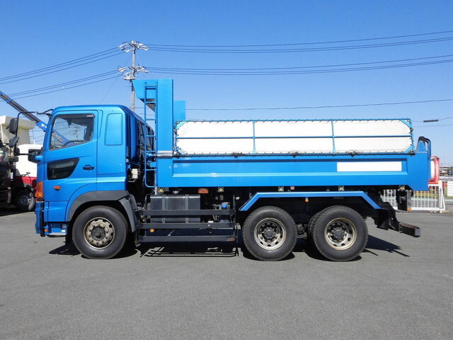 日野プロフィアダンプ大型（10t）[写真07]